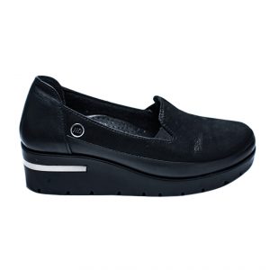Туфлі чорного кольору з комбінованої шкіри