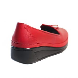 Туфлі червоного кольору з натуральної шкіри