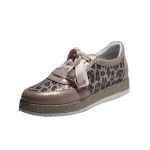 Жіночі туфлі з натуральної шкіри з леопардом на шнурівці