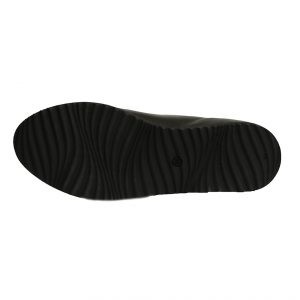 Жіночі туфлі з натуральної гладкої  шкіри  чорного кольору з гумовою вставкою