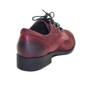 Жіночі туфлі з натурального нубука зі шнурком
