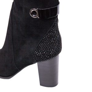Стильні жіночі чоботи BottiGelo на підборах з натуральної замші чорного кольору