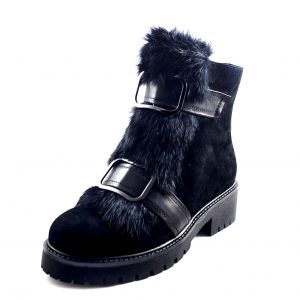 Жіночі зимові замшеві черевики чорного кольору на натуральному хутрі