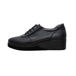 Комфортні жіночі туфлі з натуральної шкіри чорного кольору на шнуруванні