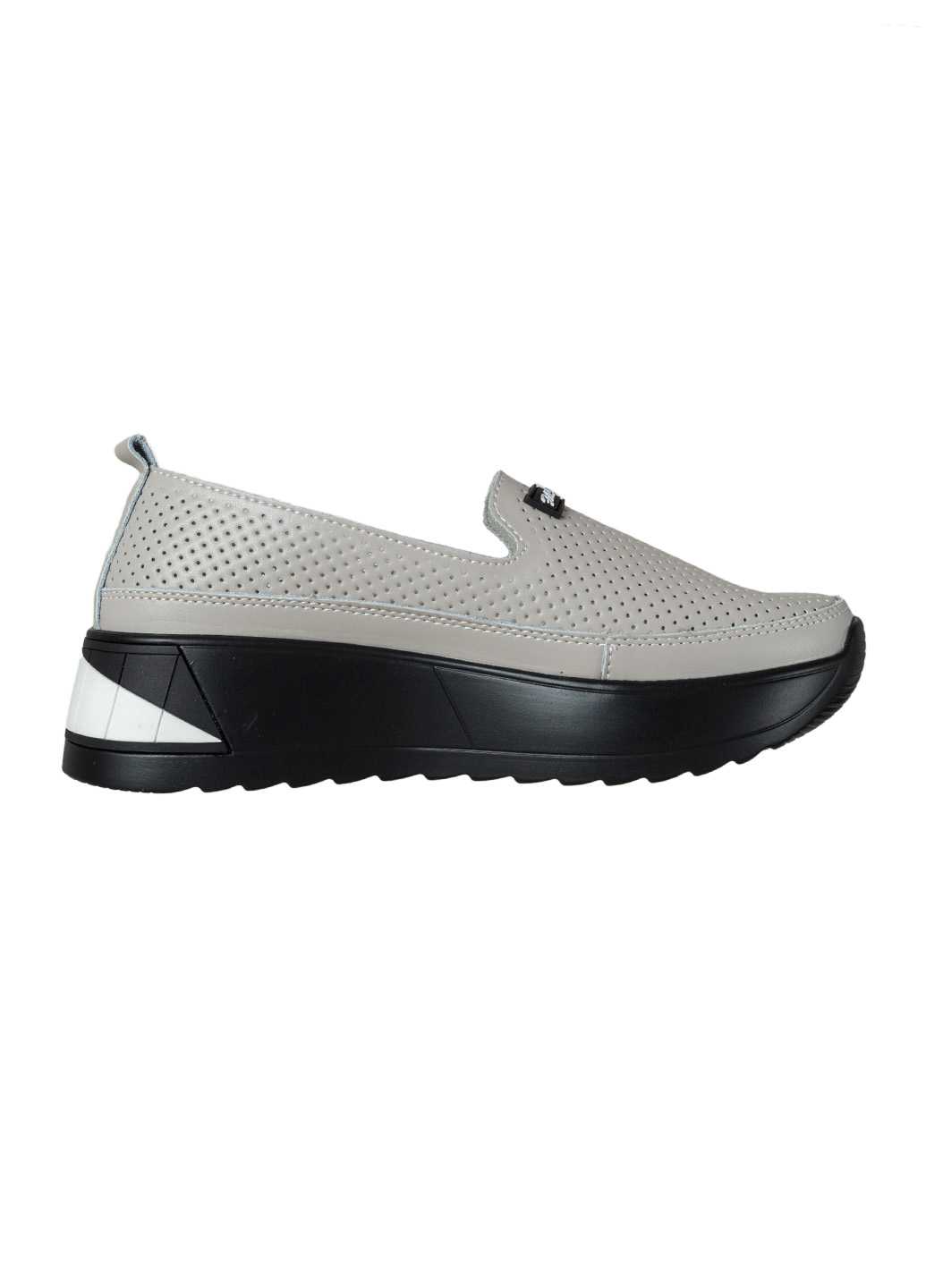 Жіночі туфлі Lifexpert сірого кольору перфорація